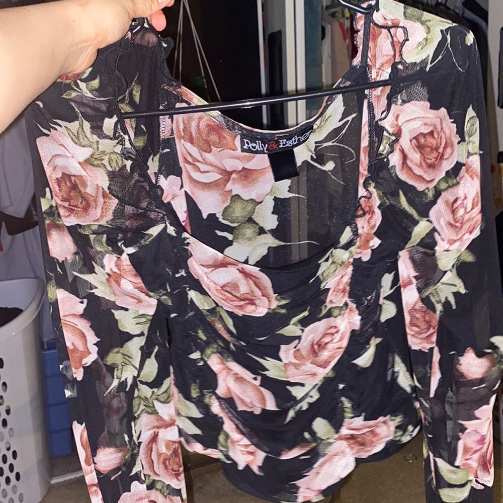 Blouse long sleeve and see Through back